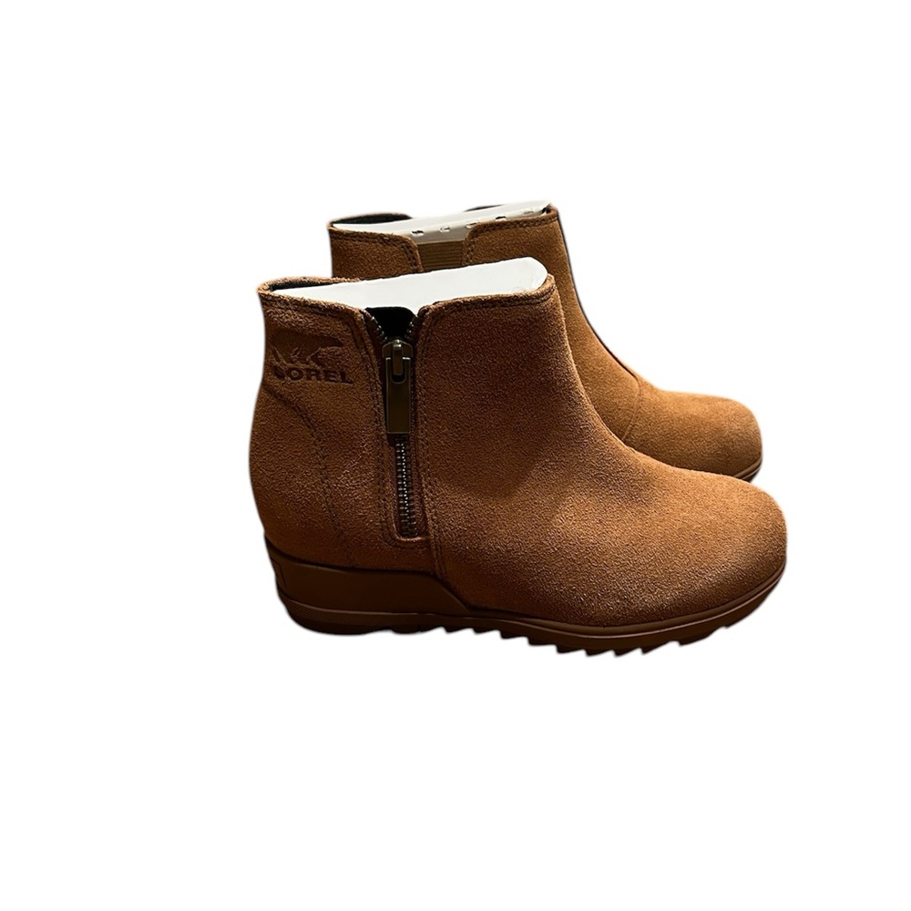 Sorel Wedged Chelsea Boots